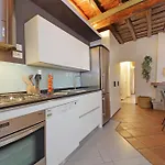 Trastevere Historic Loft By Luxury Getaways