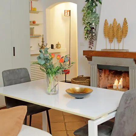 아파트 Trastevere Historic Loft By Luxury Getaways 로마